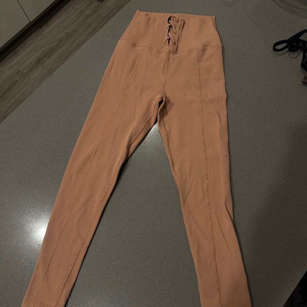 Ribbed leggings